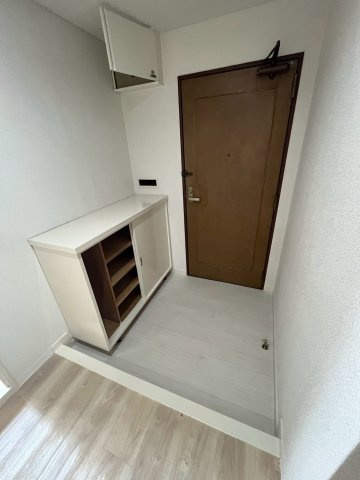 上ヶ原TWENTYEIGHTの玄関