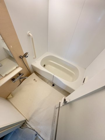 甲子園三番町ハイツの浴室