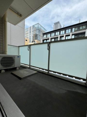 セイル淀屋橋のバルコニー