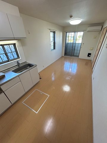 ルシェロ上ヶ原の居間・リビング
