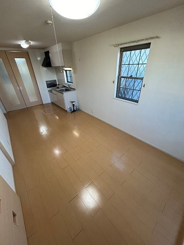 ルシェロ上ヶ原の居間・リビング