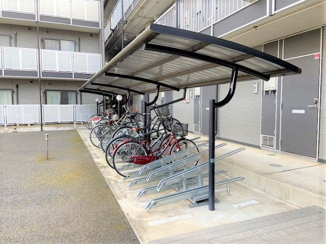 レオパレスあおばのその他|駐輪場