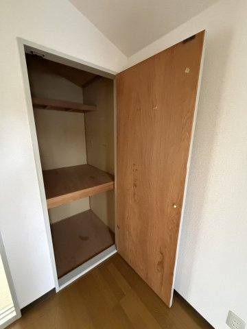 ハイツ南落合Ⅱの収納