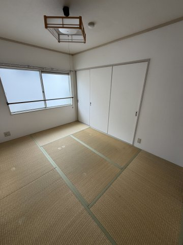 ハイツ南落合Ⅱの和室