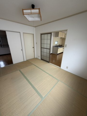 ハイツ南落合Ⅱの和室