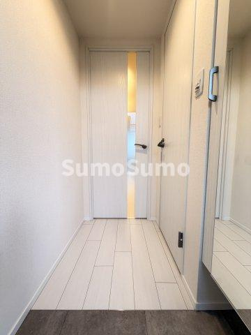 グランパセオ中目黒Ⅳの玄関|シンプルで使いやすい玄関です