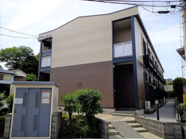 レオパレスゴールデンヴィレッヂの外観|外観は落ち着いています