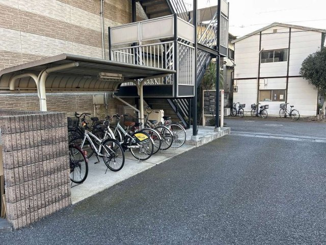 レオパレスラビドールⅢのその他