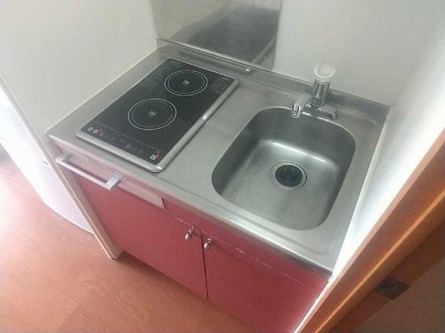 レオパレスボヌールのキッチン|きれいなキッチンです