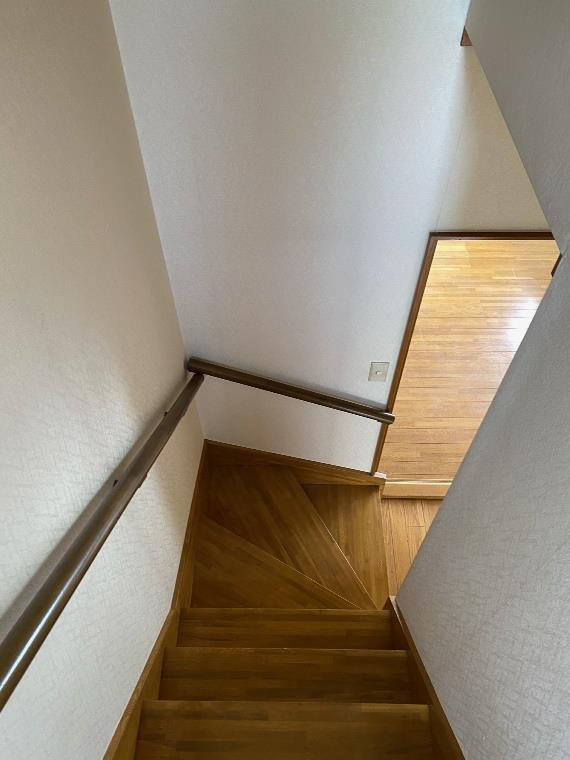 あたご戸建のロビー|清潔なロビーです