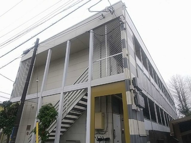 レオパレスサンフローラの外観|外観は落ち着いています
