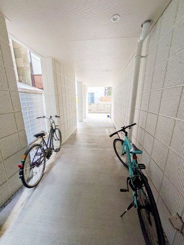 グランソレイユ大井のロビー