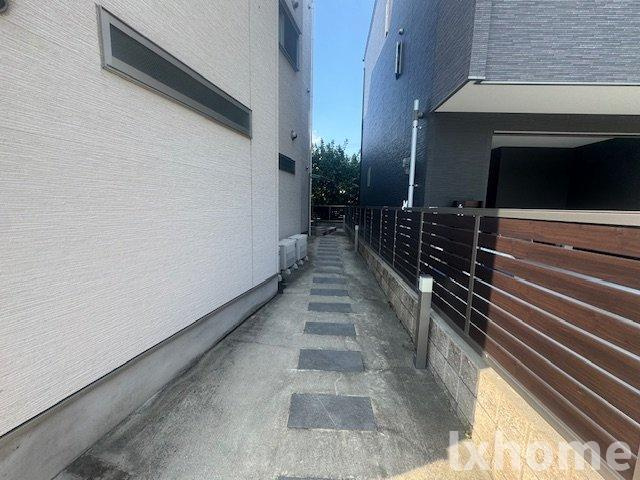 クリエオーレ鳥飼野々のエントランス|エントランスです
