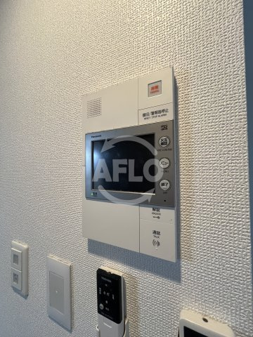 エステムコート新大阪XIIIニスタのセキュリティ|エステムコート新大阪ⅩⅢニスタ　モニター付きインターホン