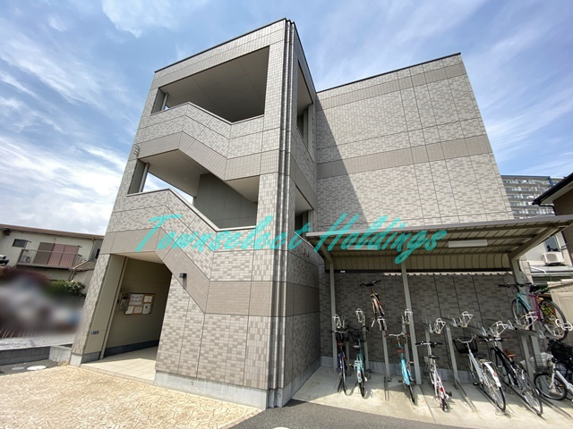 茅ヶ崎市十間坂３丁目の賃貸マンションの外観