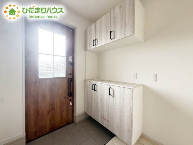 ひたちなか市東石川1期　新築戸建の玄関|丁度良い靴箱のサイズ♪これだけあれば家族全員の靴がしまえてスッキリ(^O^)