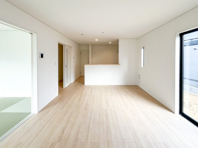 亀山市太岡寺町《1号棟》の区画図