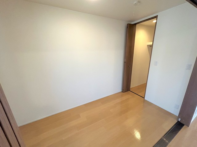 ディアオールＭＹの洋室