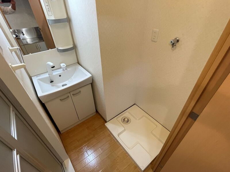 ハティの独立洗面台|別部屋参考写真となります