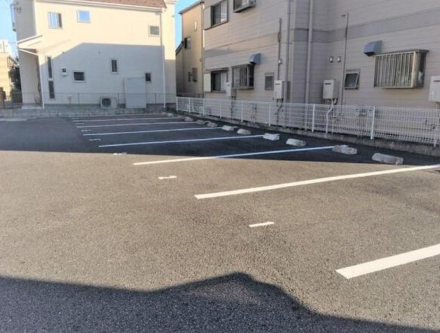 ファンタジアの駐車場
