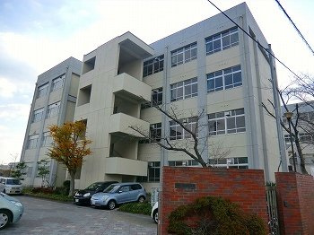 ハイツ渚の周辺|東小学校まで650m