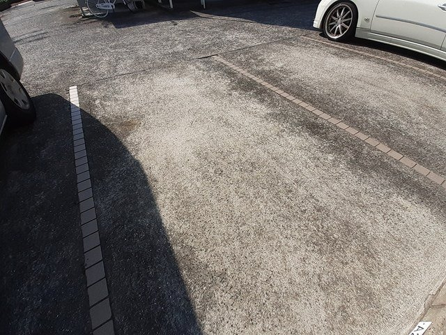 エスポワール御立Ｂの駐車場