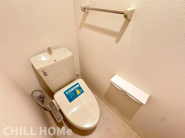 ポルトフィーノBのトイレ|他社様掲載物件もまとめてご紹介、ご案内可能です(^^)/