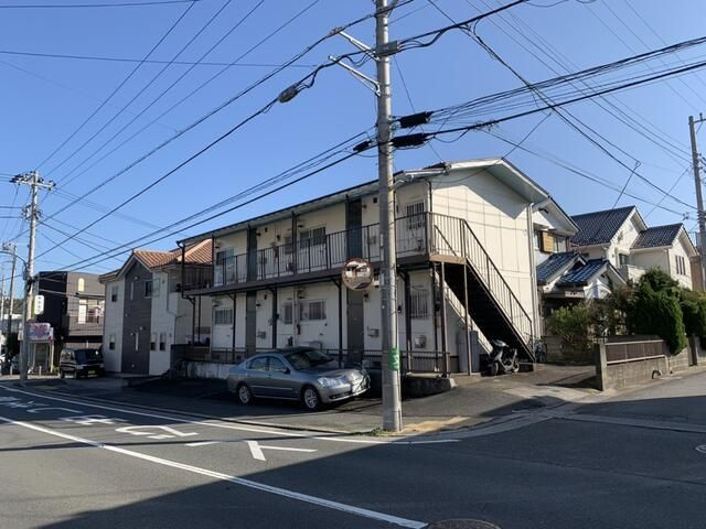 平作アパートの外観