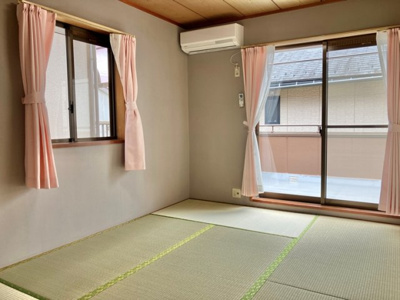 【寝室】 | 大成町戸建 | 寝室です