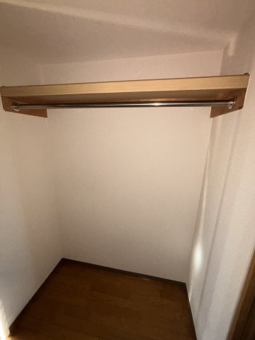 タッチ塚口の駐車場