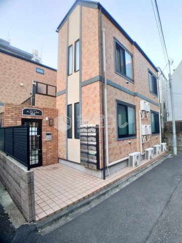 アークスハウス東新宿の外観