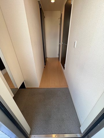 グランメール タカミの玄関