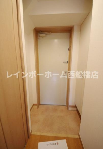 CASSIA市川妙典の玄関