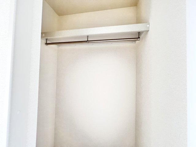Sumai-to四街道市物井の収納|こまごまとしたものを収納できそうですね