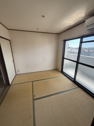 パープルツィン園田の和室