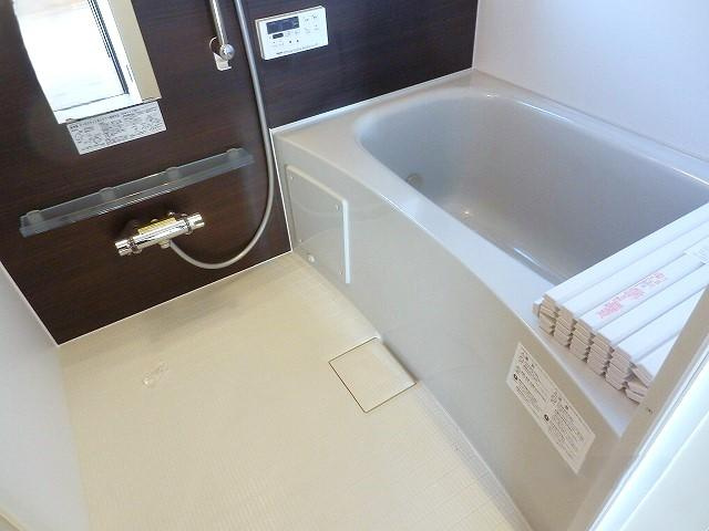 ボナール・Ｋａｚｕの洗面所|明るい洗面所です