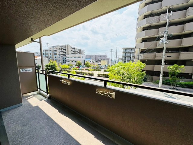 ファミールハイツ京都伏見ステージIのバルコニー