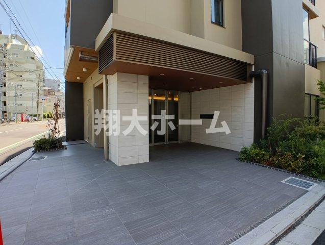 ＨＹ’ｓ　ＭＩＮＯＷＡ　Ⅱ のエントランス