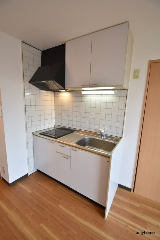 ヴィヴァーチェ2番館　仲介手数料無料のキッチン