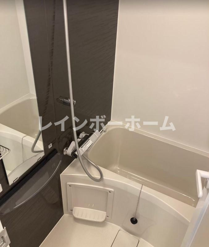 ヴィラ原木中山の浴室|※同仕様施工参考写真となります。