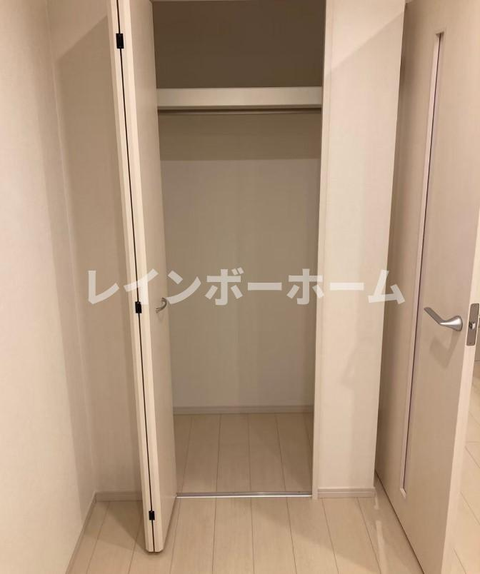 ヴィラ原木中山の収納|※同仕様施工参考写真となります。