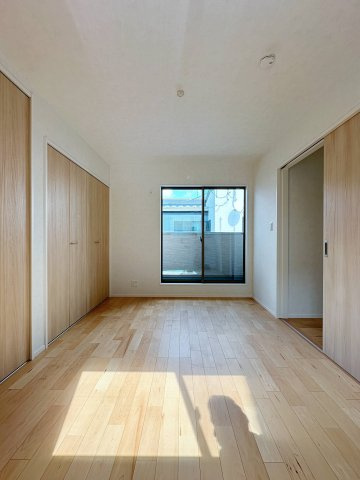 西区己斐上5丁目 No.Aの寝室|広々とした6帖の洋室☆