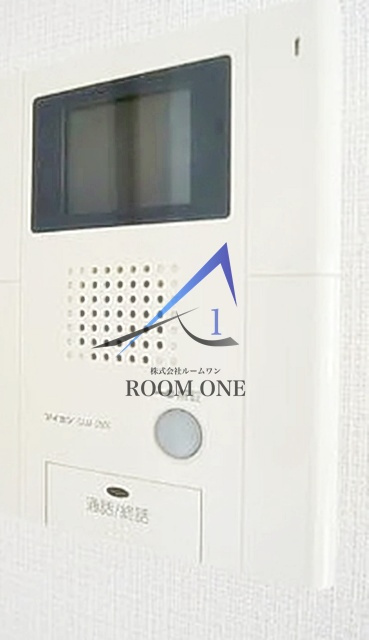 カーサ　ビオラの設備|モニター付きインターホンです。