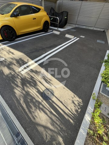 カーサレグルス新大阪北(CASA　REGULUS新大阪北)の駐車場|CASA REGULUS新大阪北　駐車場