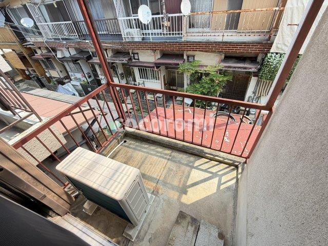 枚方市東船橋テラスのバルコニー