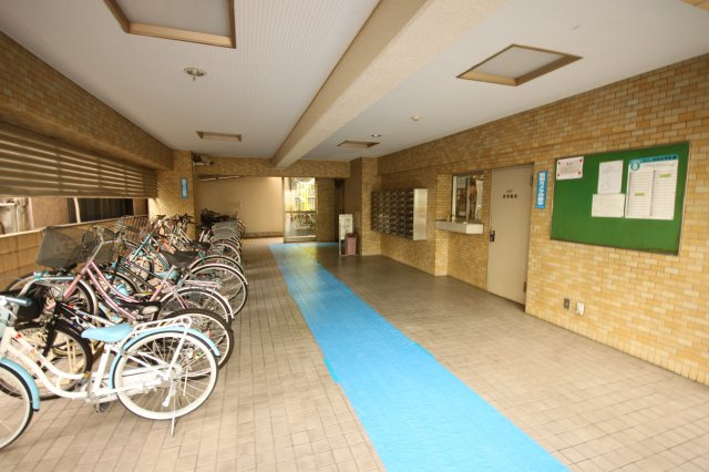 【エントランス】