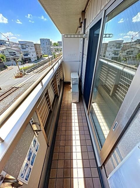 Ｂｅｌｌ　Ｗｏｏｄ　Ｊのバルコニー