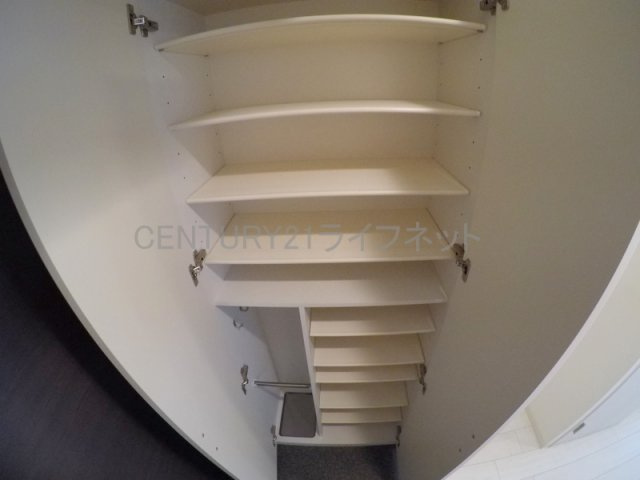 【玄関】 | プレサンス大阪江坂