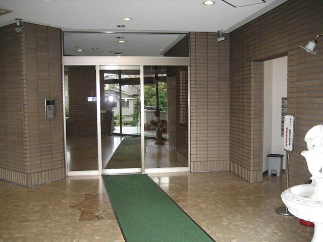 日経エスプラナードのエントランス|清潔なエントランスです
