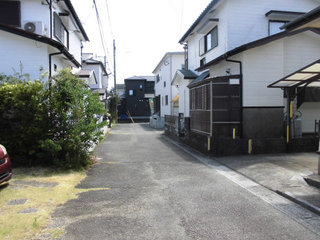 大塚町小原田の前面道路含む現地写真